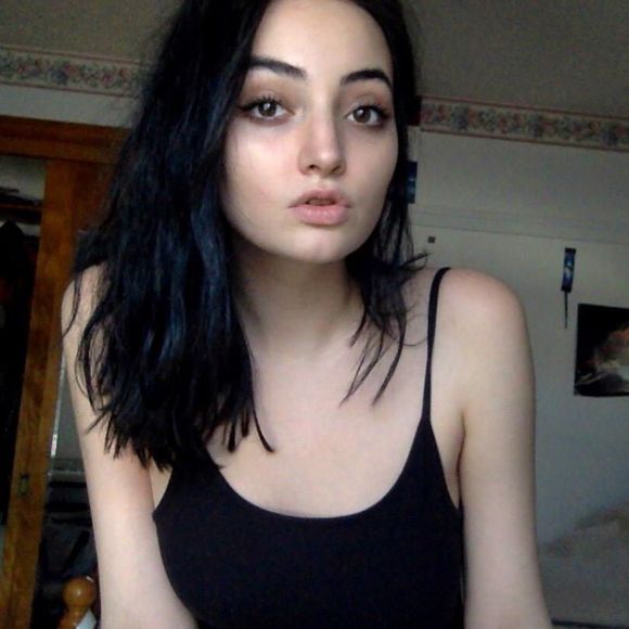 Meet your Posher, Marissa - Picture 1 of 1